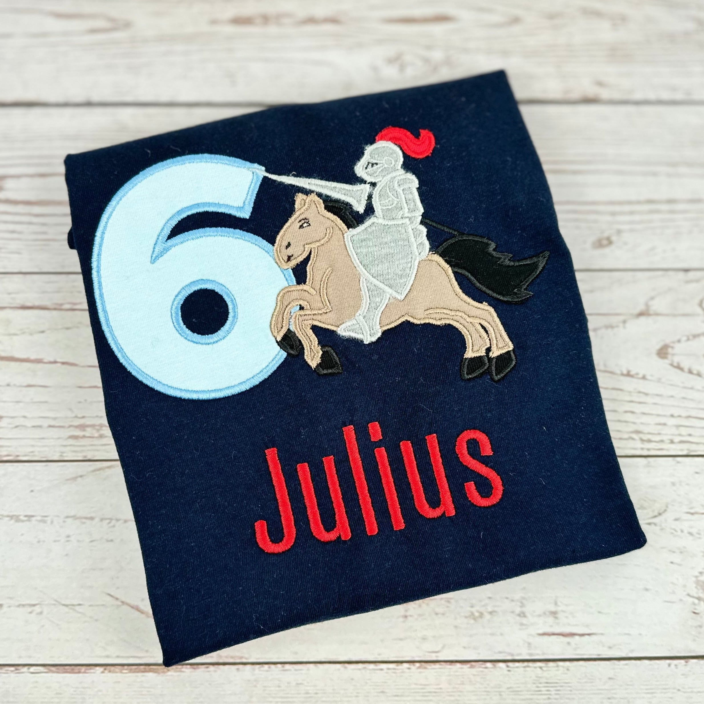 Geburtstagsshirt mit Ritter personalisiert mit Name und Geburtstagszahl