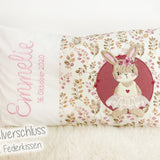 Namenskissen bestickt mit Hase , Größe 30x50 cm, inkl. Federfüllkissen