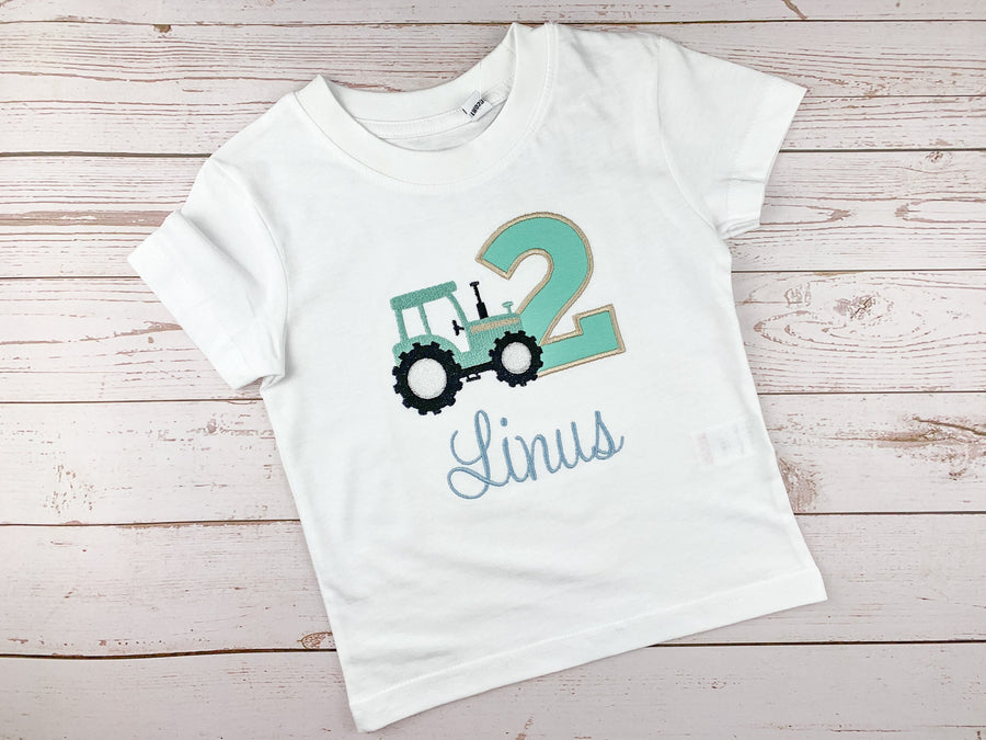 Geburtstagsshirt mit Traktor in mint - blau, mit Name und Zahl, personalisierbar
